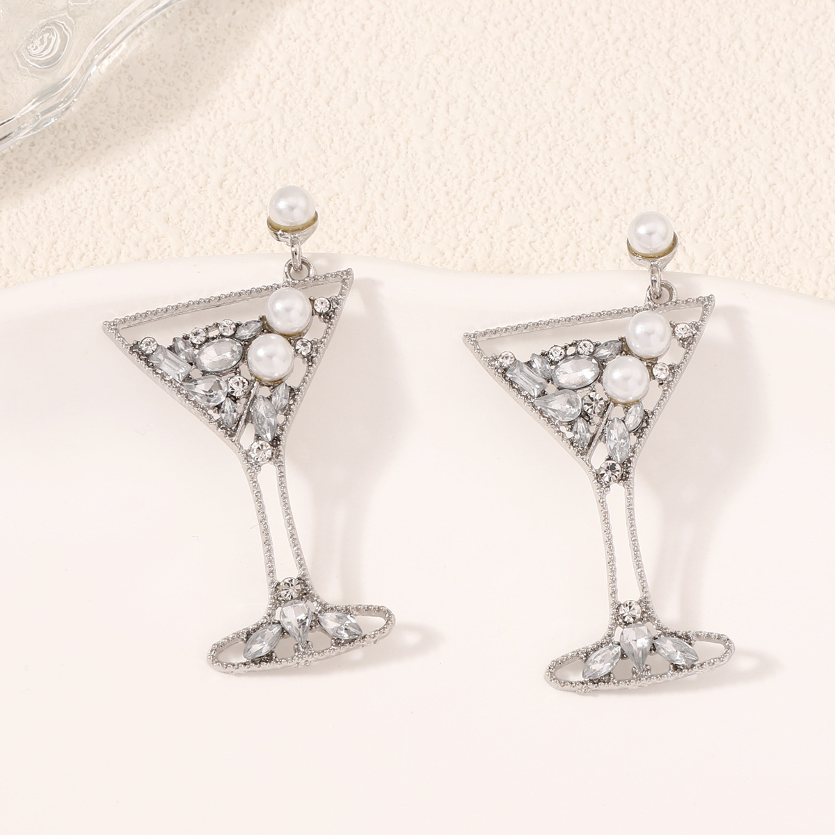 Anting Wanita Desain Gelas Ang - Luxury Lifestyle Niche ulasan dan harga