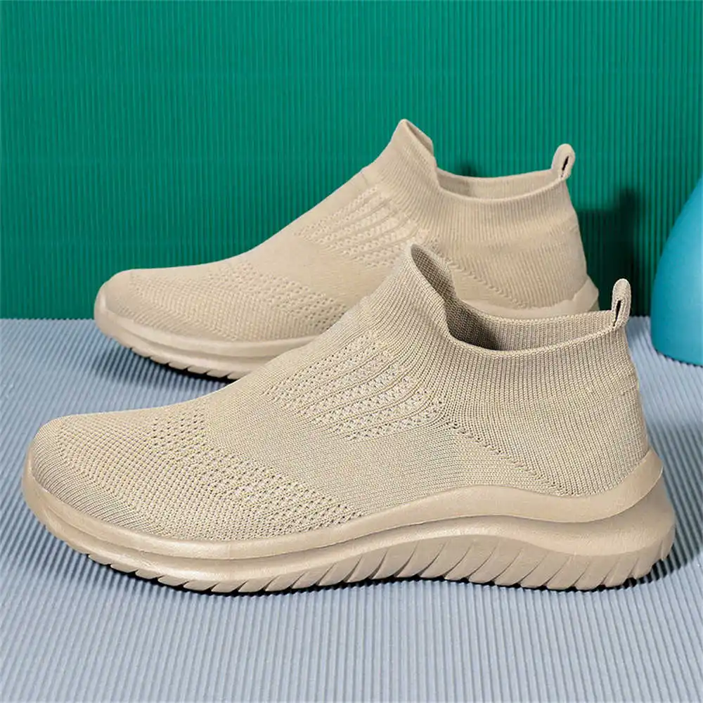 Sepatu olahraga pria, krem lem - Luxury Lifestyle Shorts ulasan dan harga