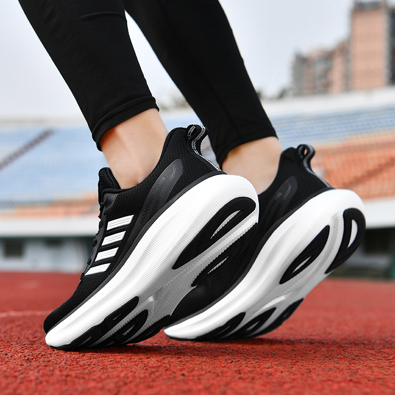 Sepatu Lari Pria Baru Sepatu L - Luxury Men Lifestyle ulasan dan harga